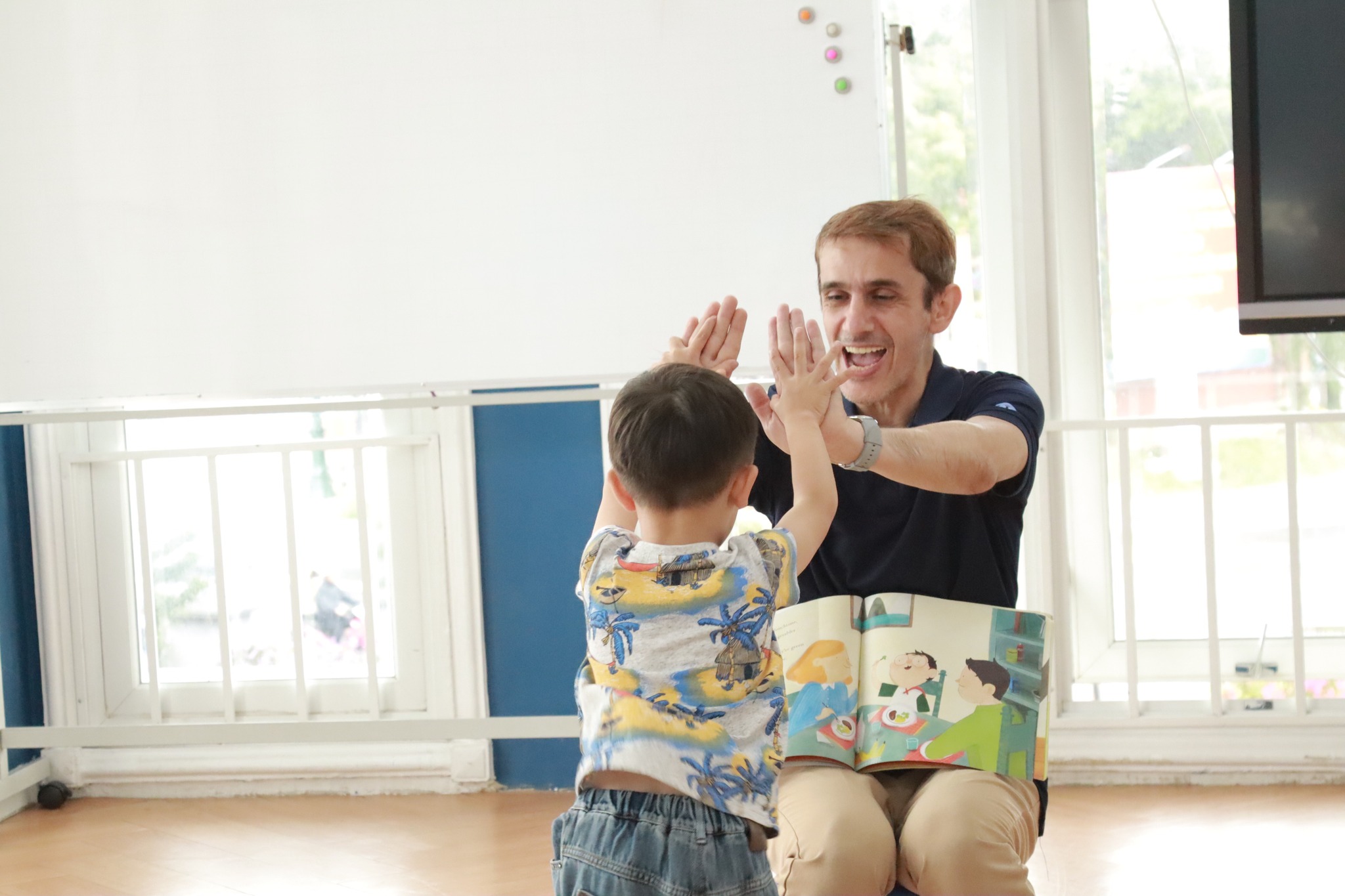 Học tiếng Anh từ sớm